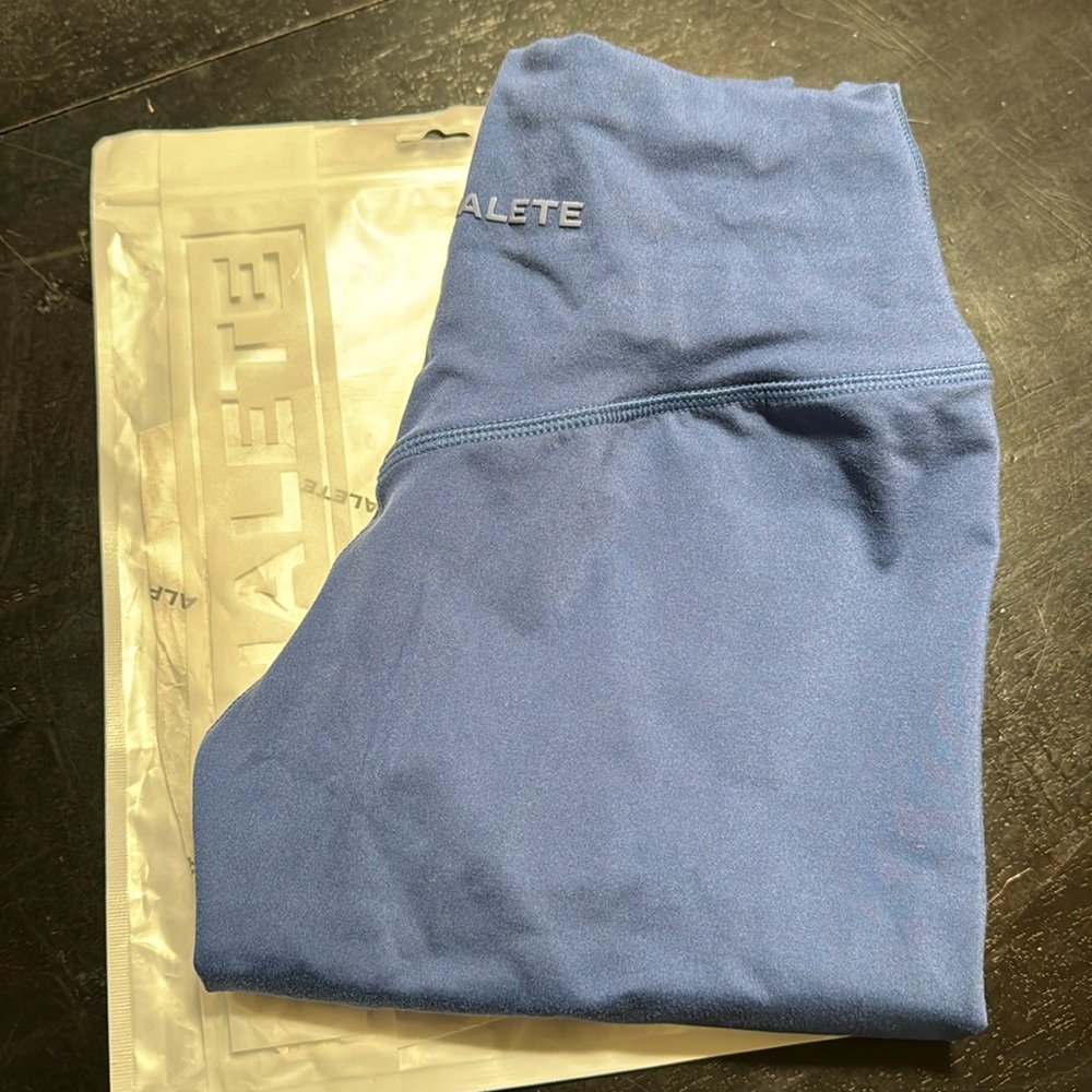 Alphalete Alphalux Wonder Leggings 27”